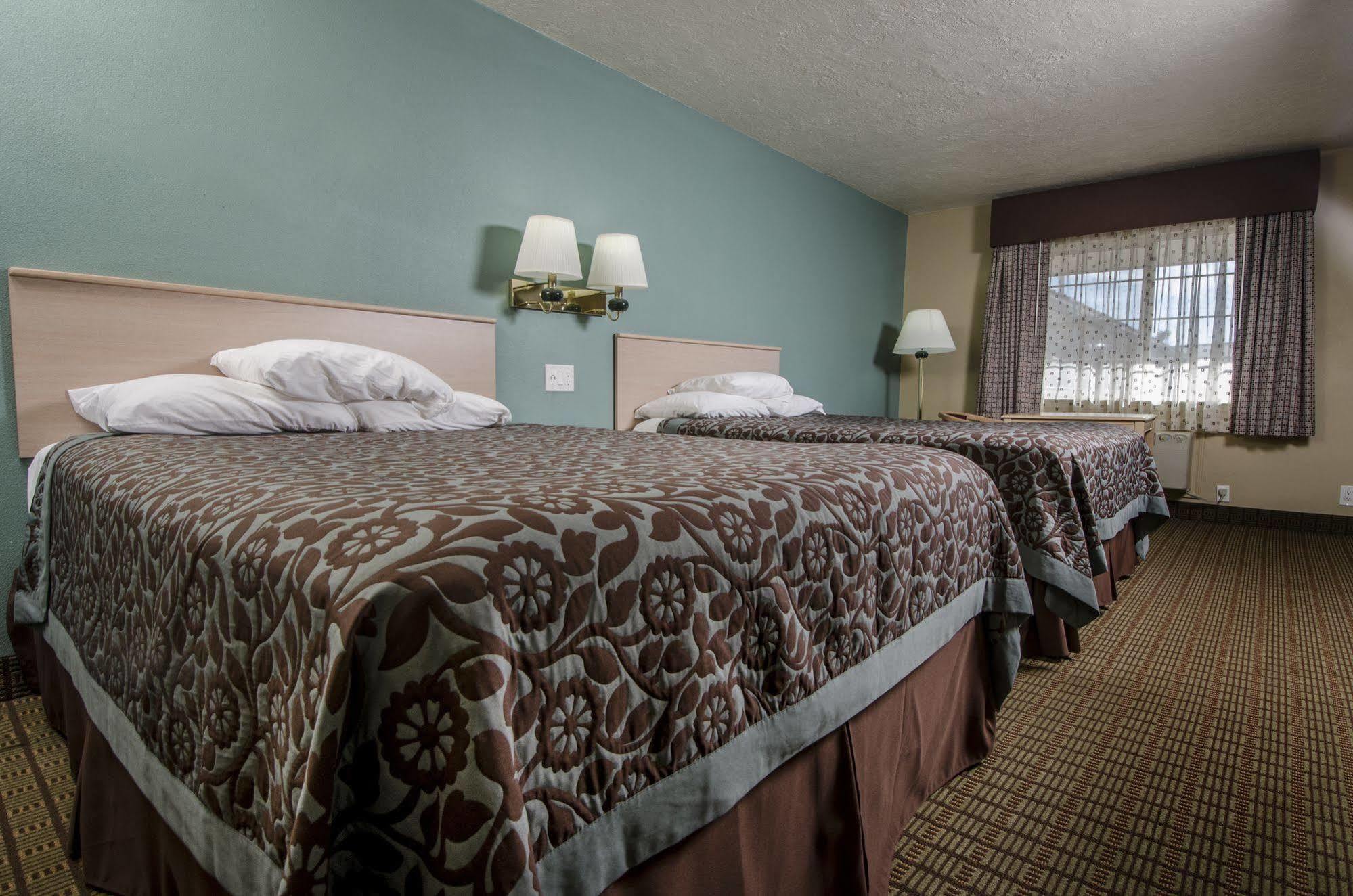 Days Inn By Wyndham Portland Central Εξωτερικό φωτογραφία